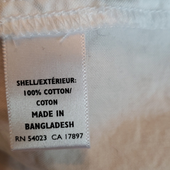 Gap Sweater Vest and Oxford Shirt - Picture 5 of 9